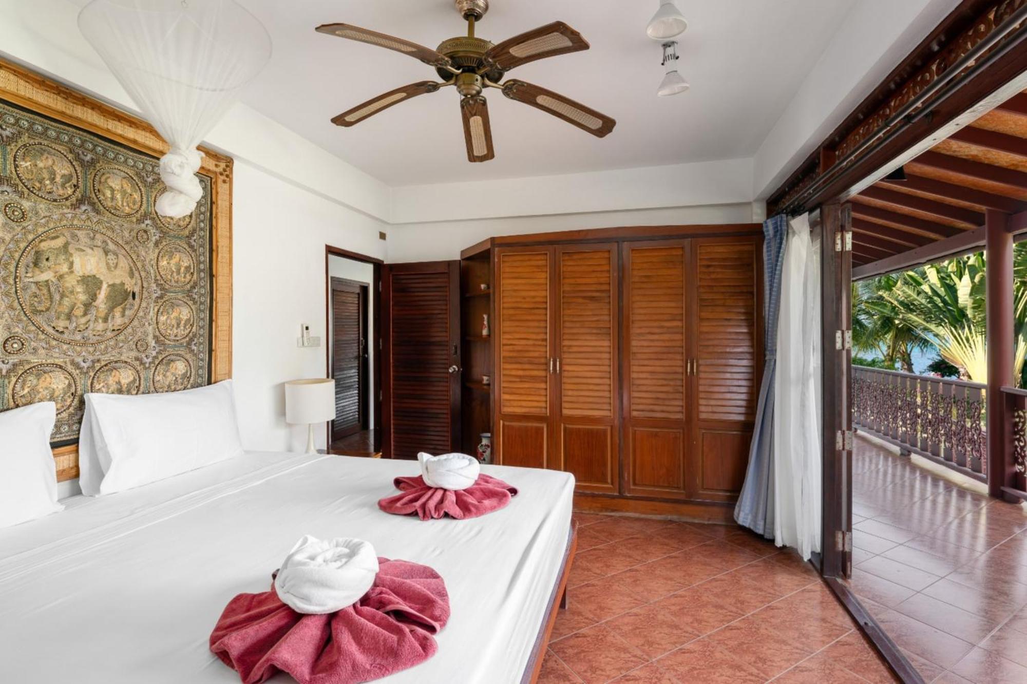 Beachfront Villa, Bang Po Ban Bang Po Exterior foto